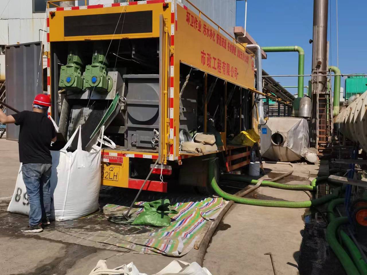 嘉禾淤泥压干处理